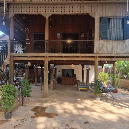 Discover Kratie Homesetay Esterno foto