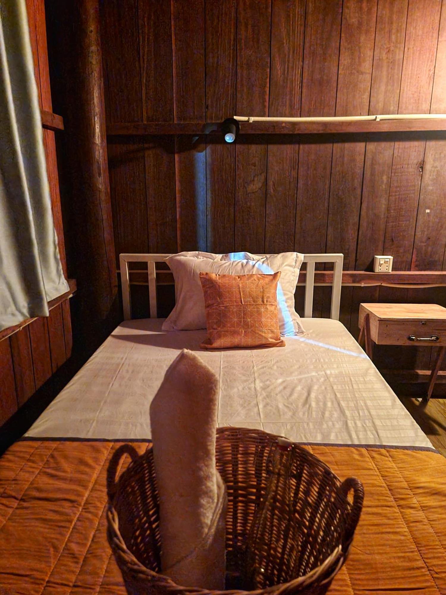Discover Kratie Homesetay Esterno foto